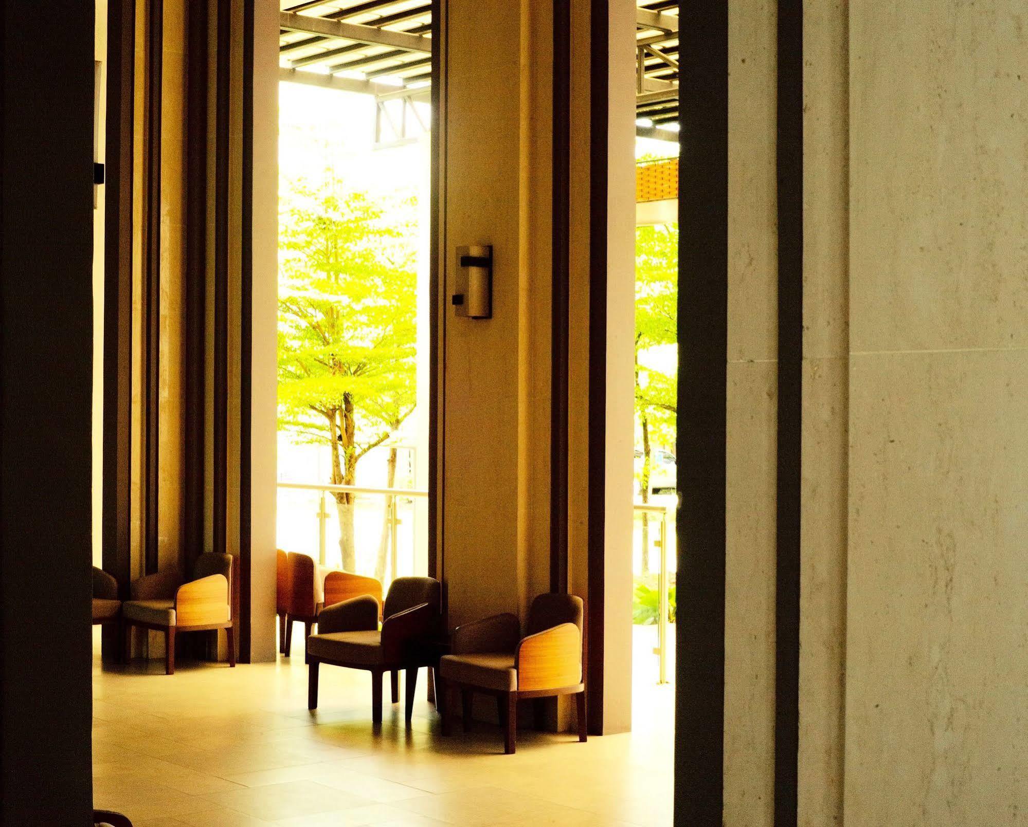 J. Park Hotel Chonburi Exterior foto